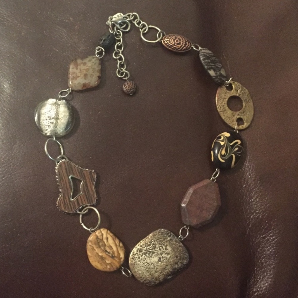 Statement necklace